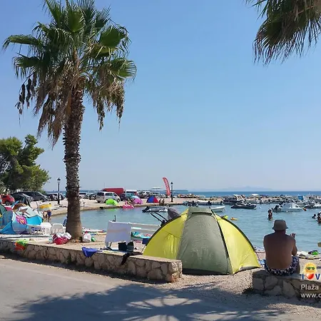 Vir, Two Bedroom With Wi-fi, A-c, Parking, 600m To The Apartmán Vir