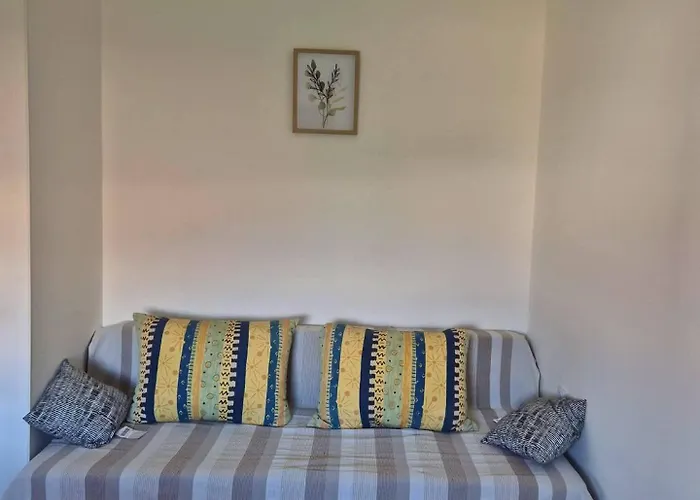 Apartmán Vir, Two Bedroom With Wi-fi, A-c, Parking, 600m To The