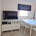 Lägenhet Vir, Two Bedroom With Wi-fi, A-c, Parking, 600m To The