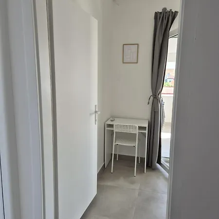 Vir, Two Bedroom With Wi-fi, A-c, Parking, 600m To The