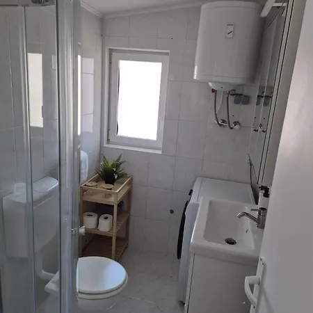 Vir, Two Bedroom With Wi-fi, A-c, Parking, 600m To The Vir